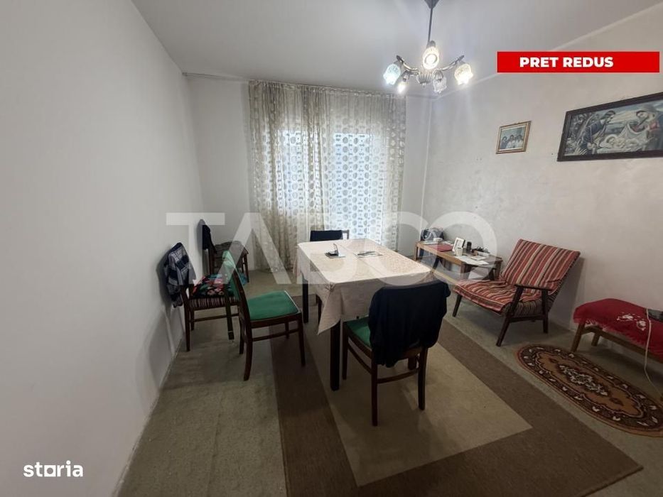 Apartament semidecomandat 4 camere 2 bai etaj 4 zona 1 Decembrie 1918