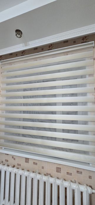 Продам готовые новые ролл шторы день ночь