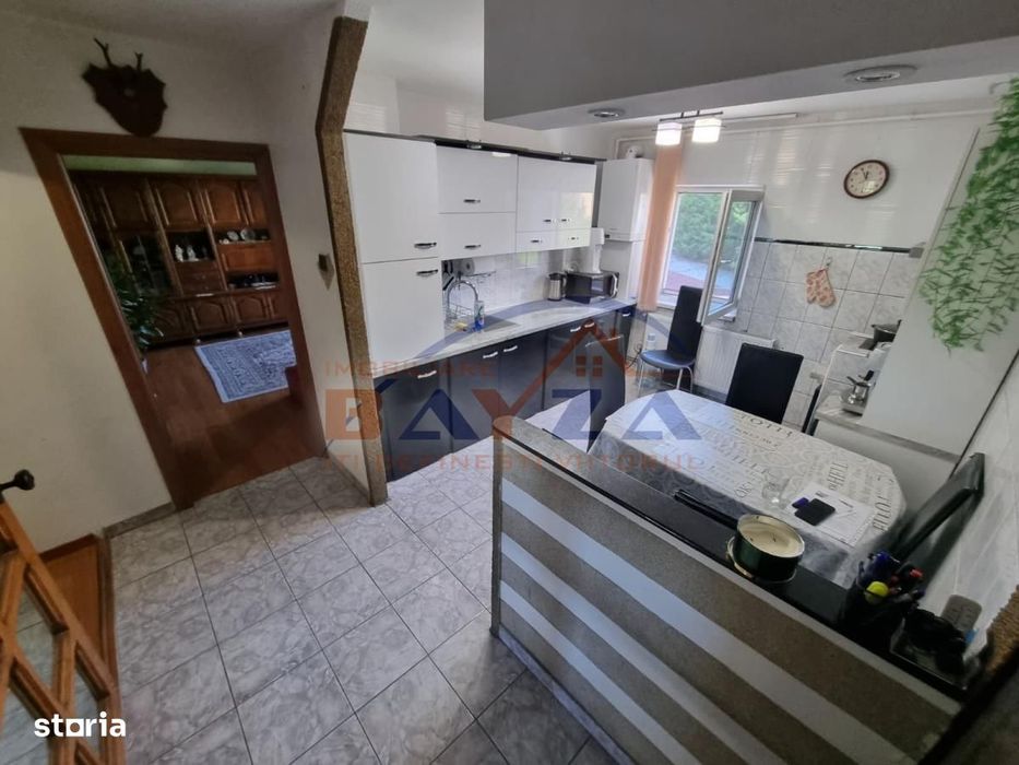 Apartament 3 camere ultracentral – Bd Unirii (Daytona), garaj sub bloc — fotografia 3