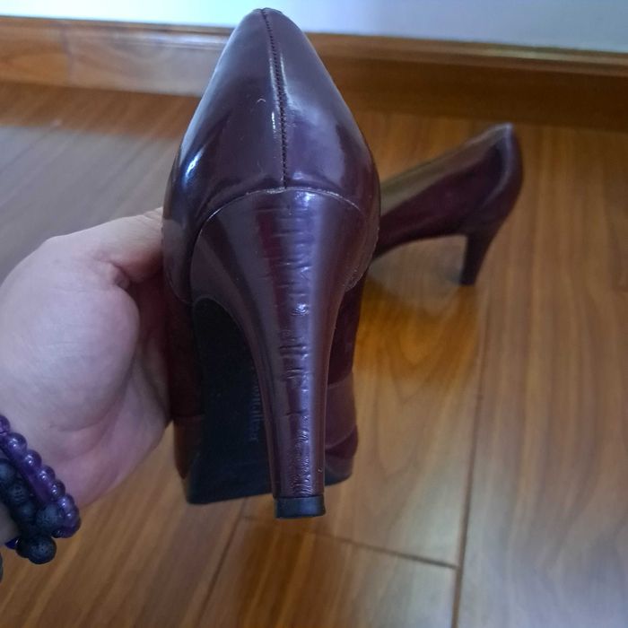 incaltaminte piele putin purtate