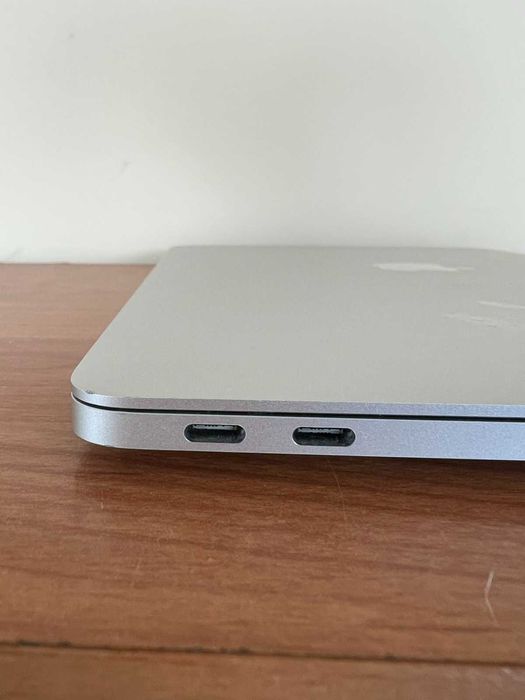 MacBook Pro 2017, Silver