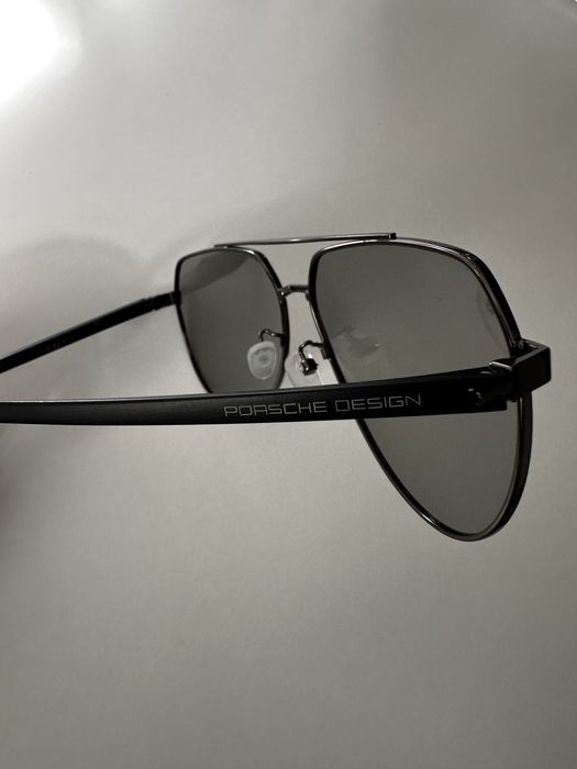 Очки солнцезащитные