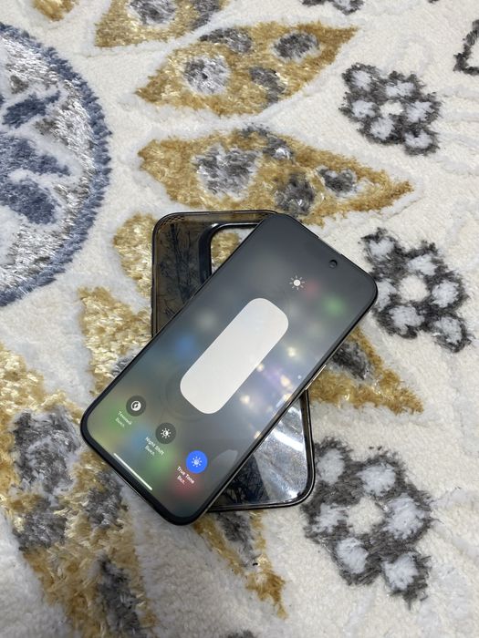 Айфон 15про срочно