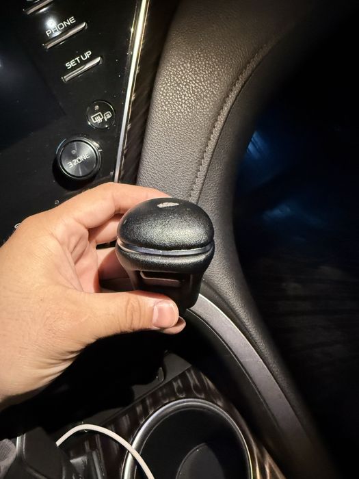 Ручка кпп  селектор камри 70