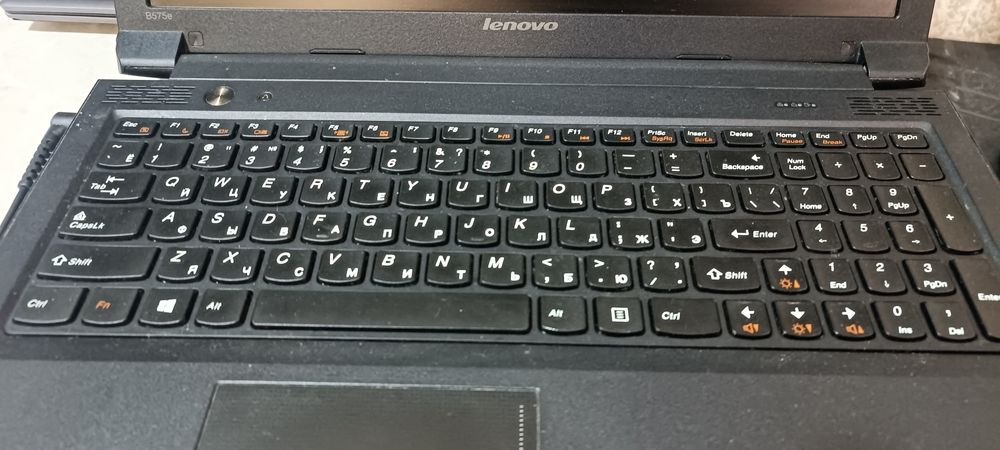Ноутбук Lenovo B575e