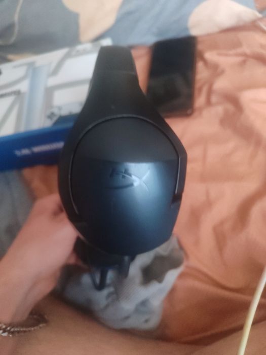 Продам HyperX Cloud Stinger Core