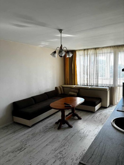 Дава се под наем Двустаен апартамент в Варна, Център - 60 кв.м за 500 € - Снимка #3