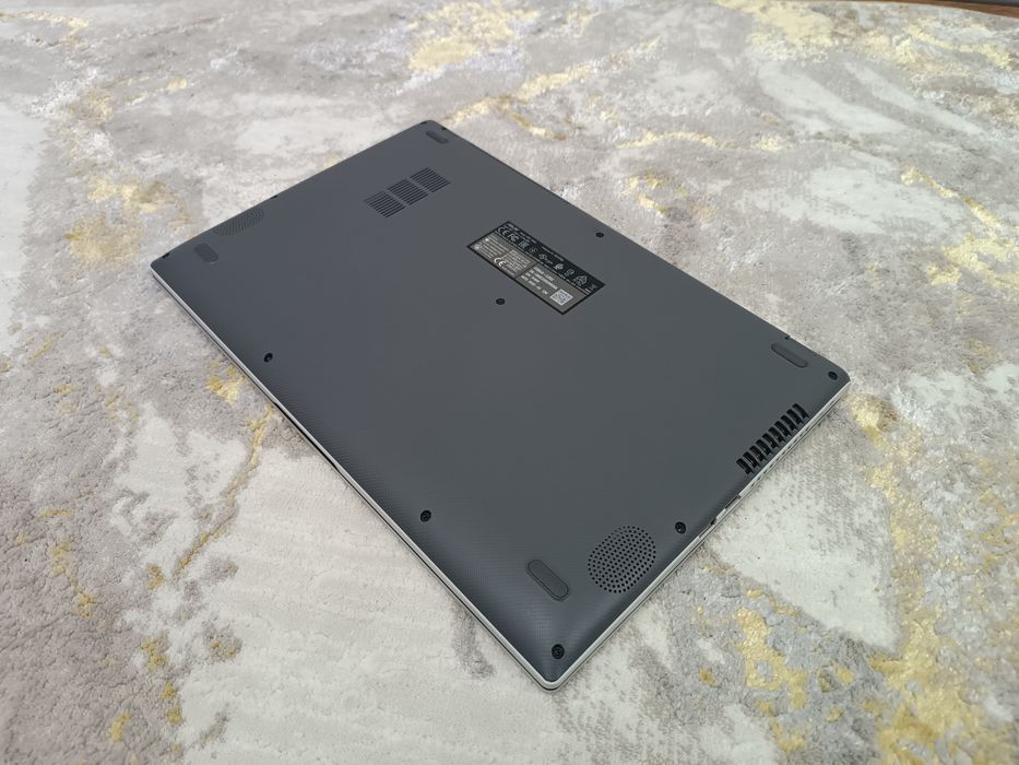 Ноутбук ASUS i3-10thGen + Документы.