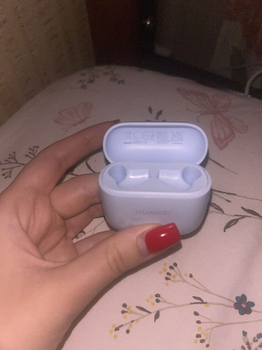 кейс от наушников huawei