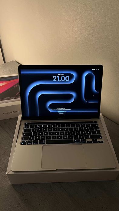 Apple MacBook Pro 256gb M2 ca nou