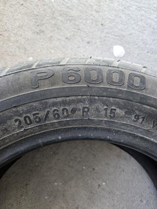 1 бр. Гумата 205.60.16 PIRELLI