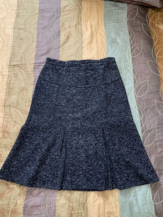 Продаю черную юбку годе.