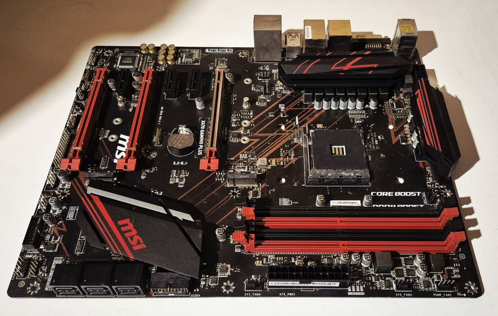 Placa baza MSI X470 Gaming Plus AM4