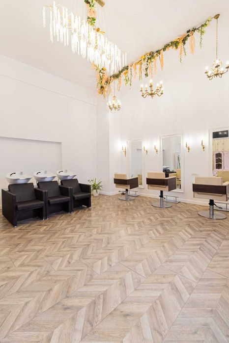 Post de lucru de inchiriat - Salon beauty  High Class