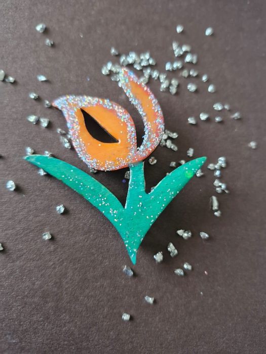 Национальные броши ручной работы