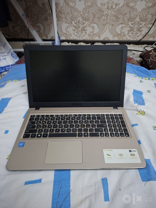Ноутбук сотилади, б/у ASUS, 700000 сум