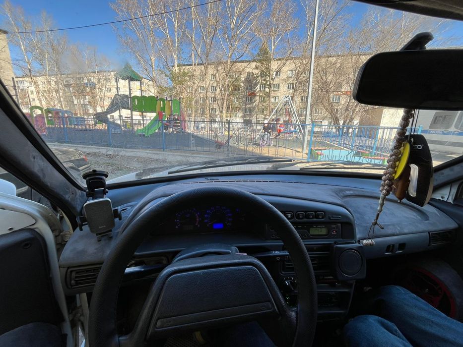 Продам 2 машины ваз 2114