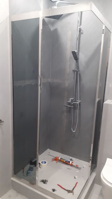 Кафельщик сантехники