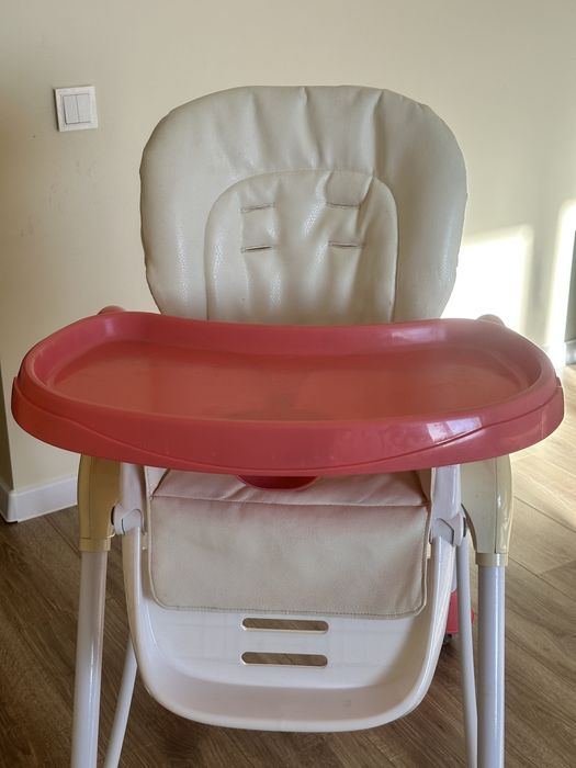 Детский стульчик для кормления