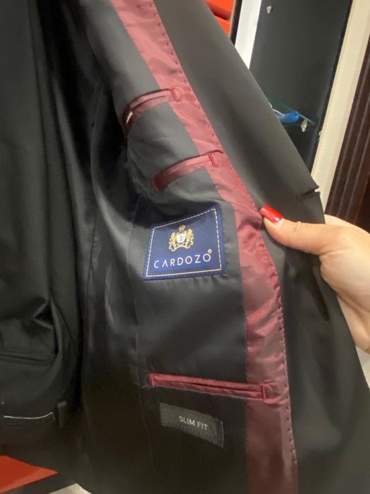 Продам костюм классика