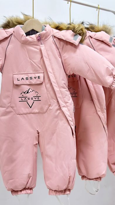 Продам детский комбинезон