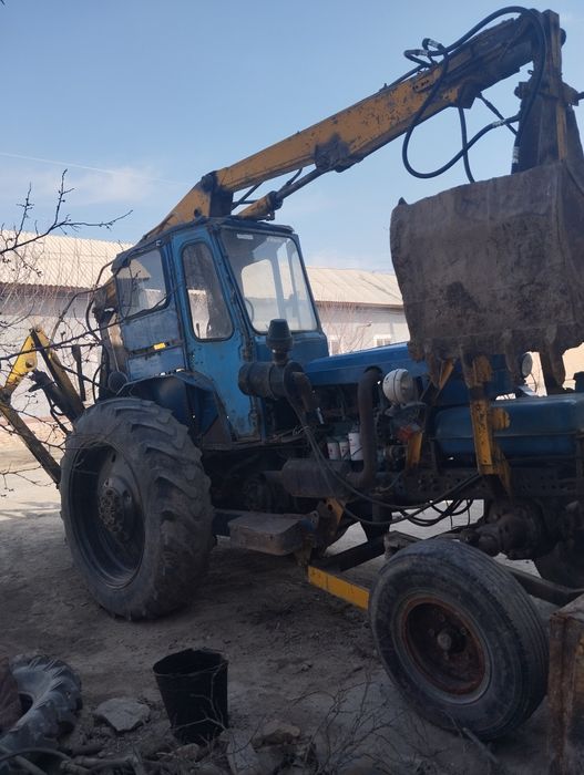 ЮМЗ ттз100 Ekskovator sotiladi hamma joyiga jovob