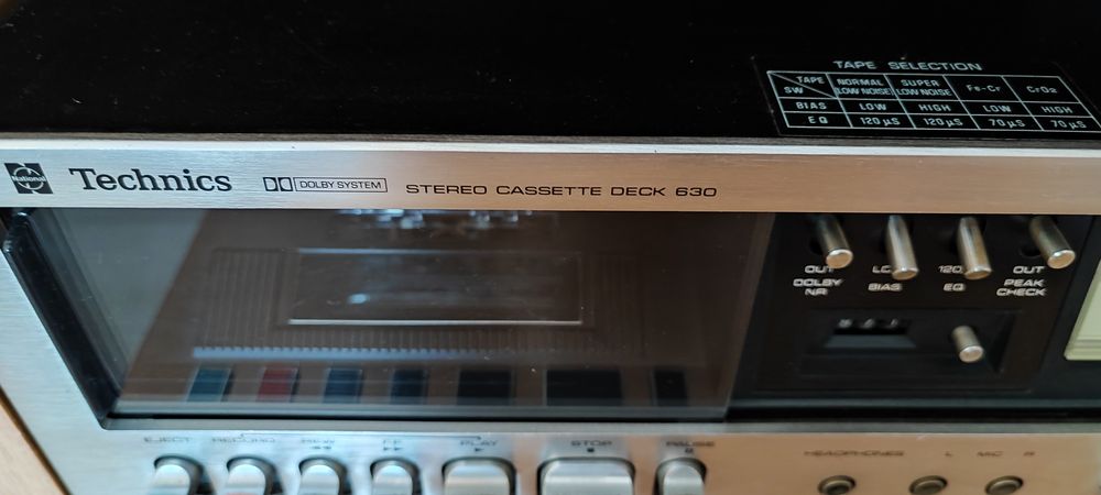 Technics rs-630 cassette tape deck