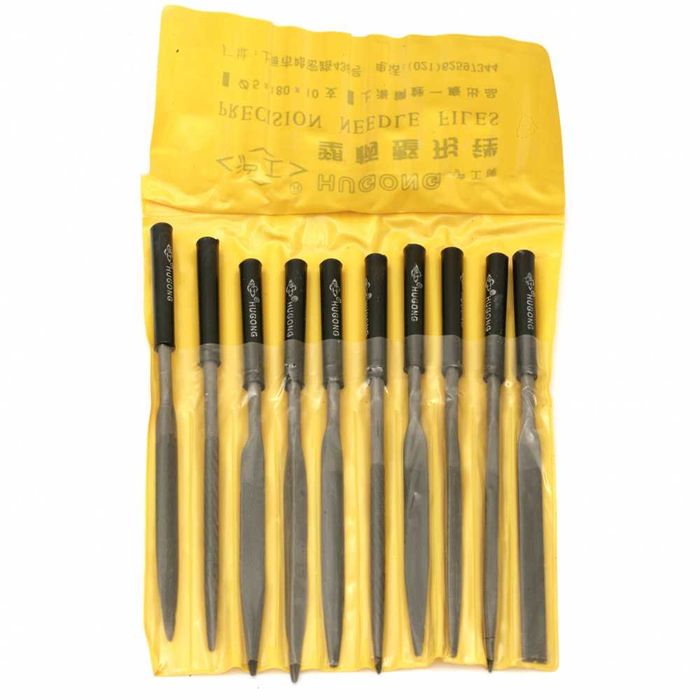 Мини менгеме и комплект иглени пили - инструменти за моделиране.