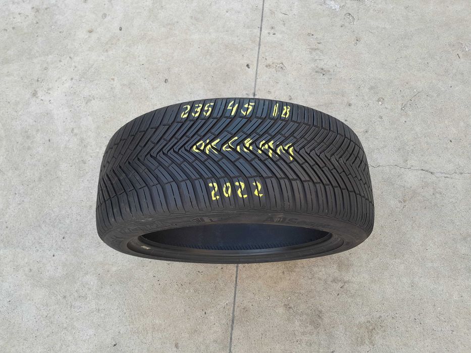 O anvelopa 235 45 18 continental allseason 6,8 mm dot 2022
