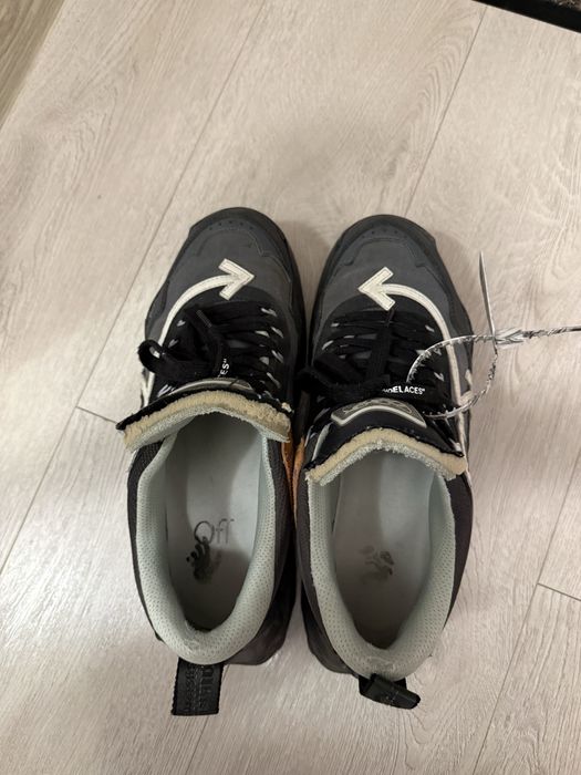 Off White Odsy 1000