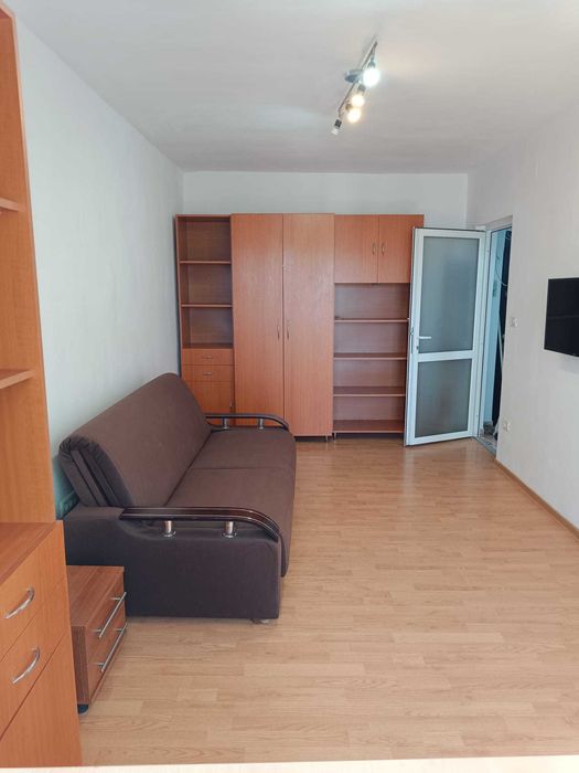 ***DE INCHIRIAT garsoniera ZONA GEMI SPORT*** persoana fizica