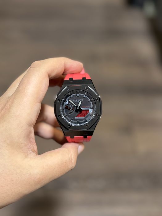 Casio G-Shock GA-B2100 Red Edition , Solar-Bluetooth .чисто нов