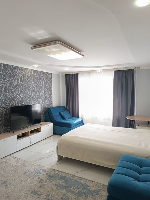 Продажа 3 комнатной квартиры в центре