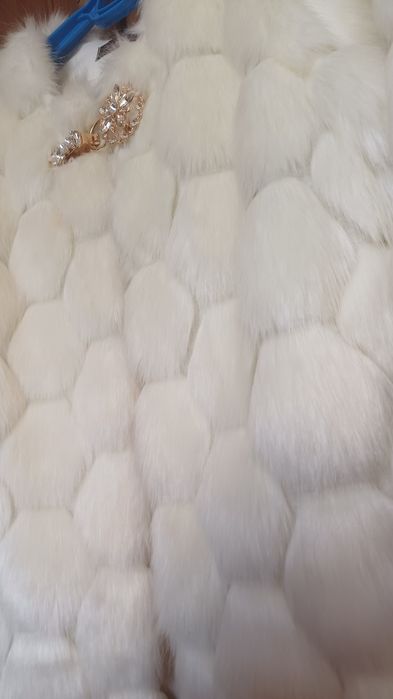 Kiyim oq shuba yangi