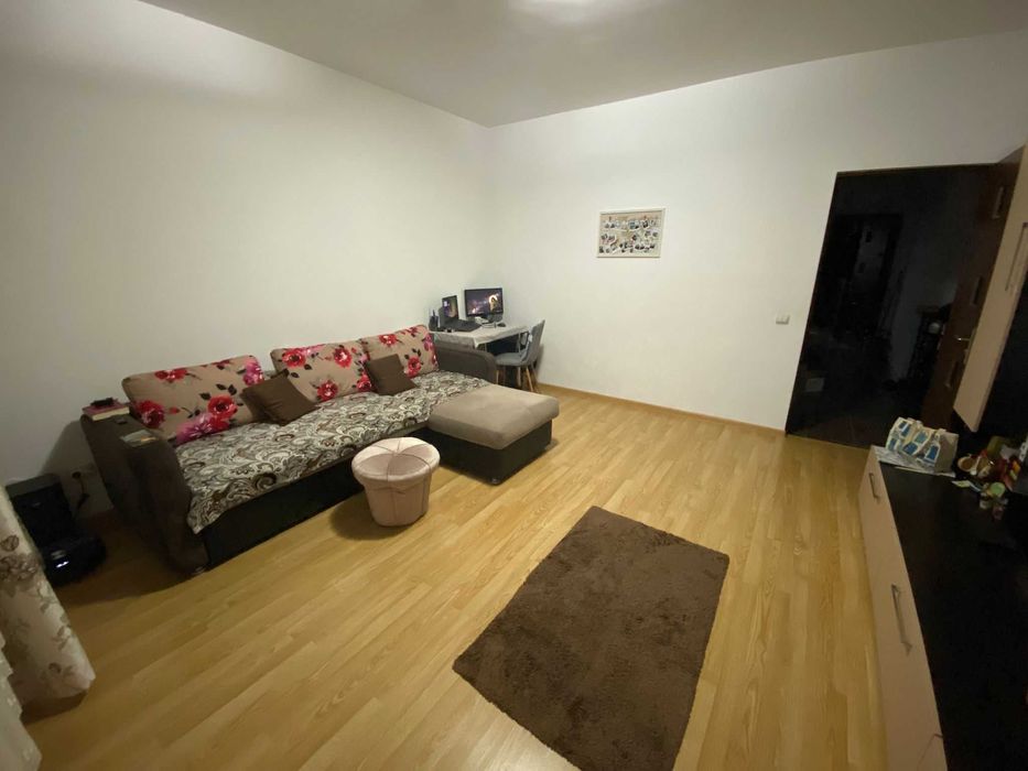 Se închiriază apartament spațios și luminos cu 2 camere