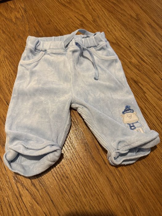 Vand mai multe haine bebe Disney, 3 luni