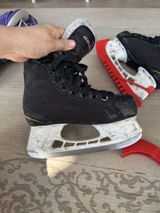 Коньки хоккейные