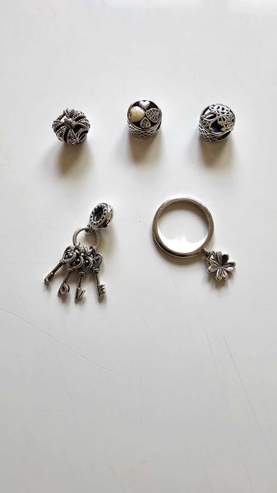 Pandantive  Pandora argint