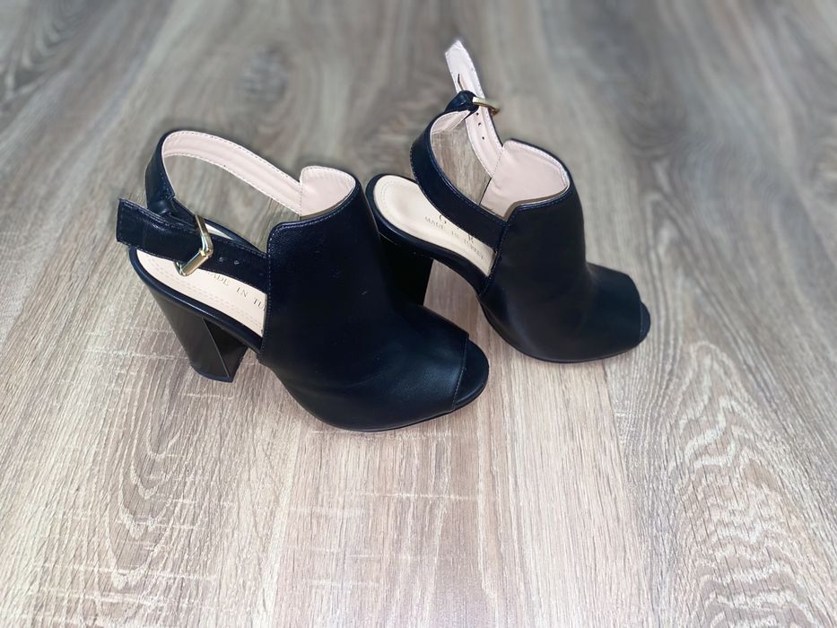 Продам обувь