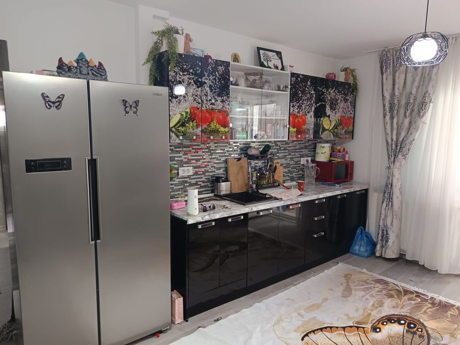 Apartament de vanzare 3 camere!!