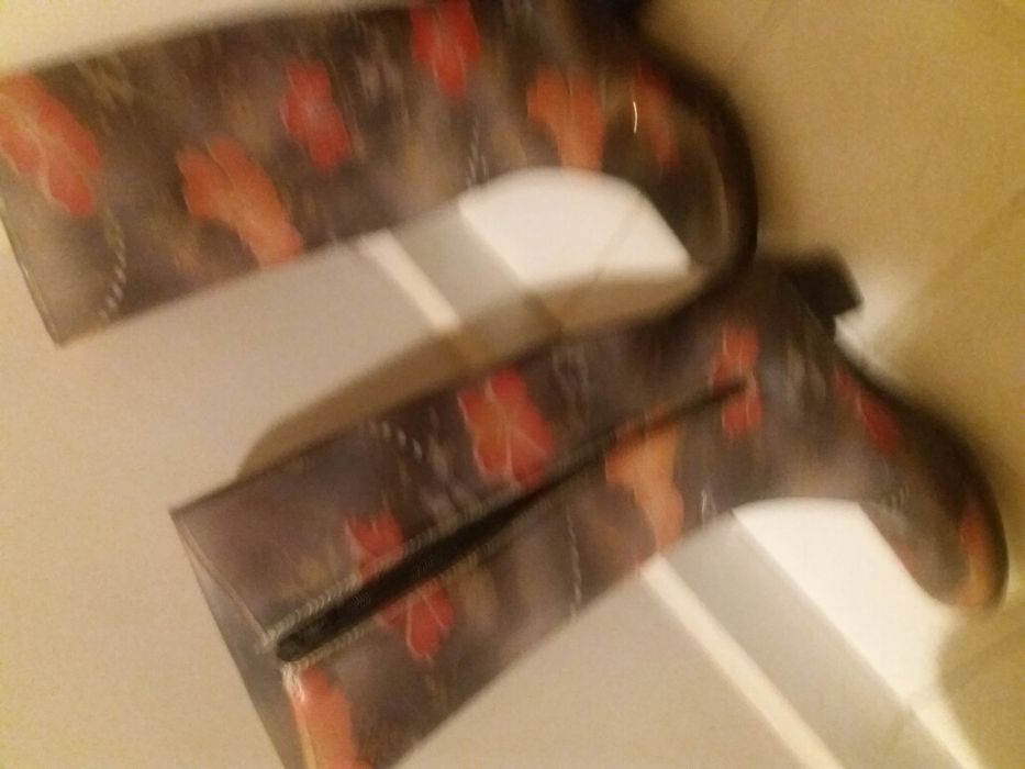 Дамски селиконови ботуши