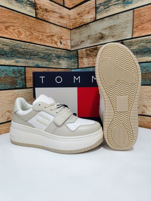 Calvin Klein/Tommy Hilfiger/Buffalo/Karl Lagerfeld