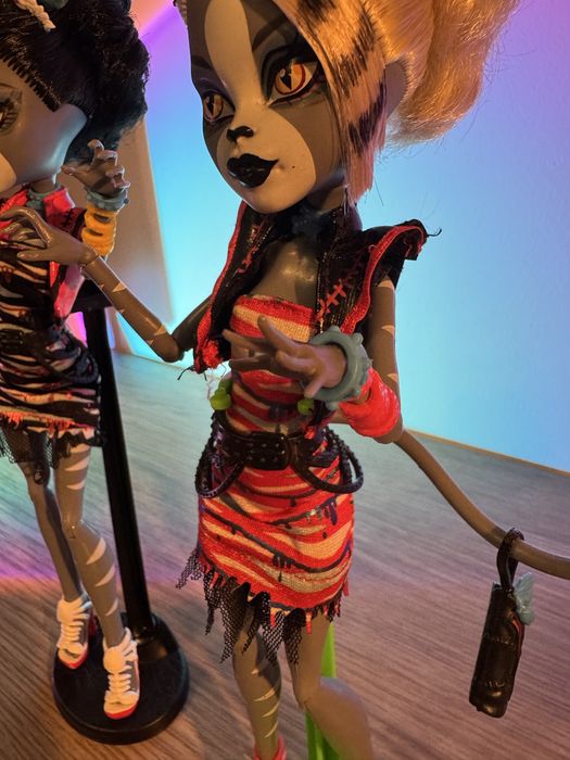 Papusi Monster High Meowlody si Purrsephone stare foarte buna