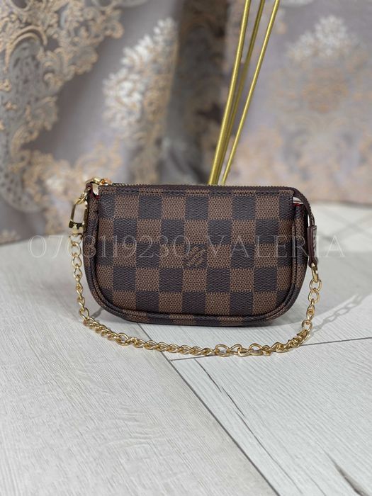 Geanta Mini Louis Vuitton - Pochette Accesoires
