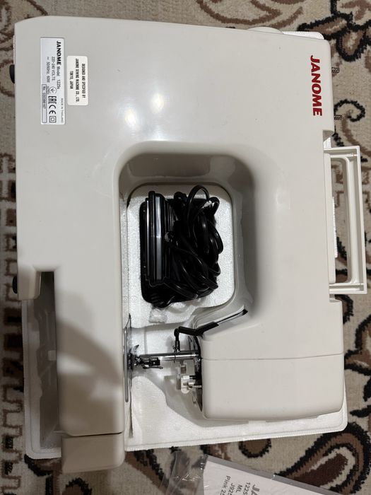 Швейная машина Janome 1225S — новая, японское качество