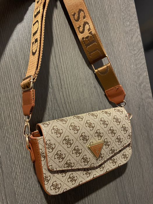 Чанта Guess