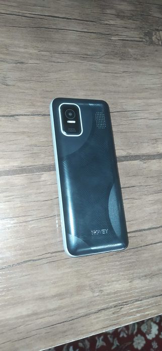 Novey t50 holati ideal arginal zaryadnik bilan, narxini kelishamiz