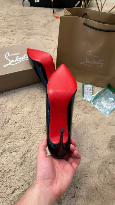 Pantofi Stiletto Louboutin