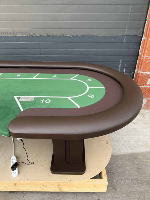 Masa poker personalizata cu intrare dealer 10 persoane CustomTables.eu