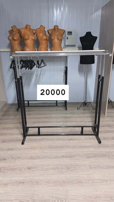 Продам манекены , вешалки